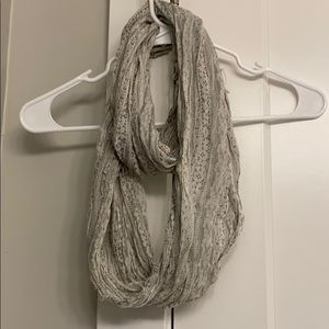 American Eagle White & Gray Floral Infinity Scarf